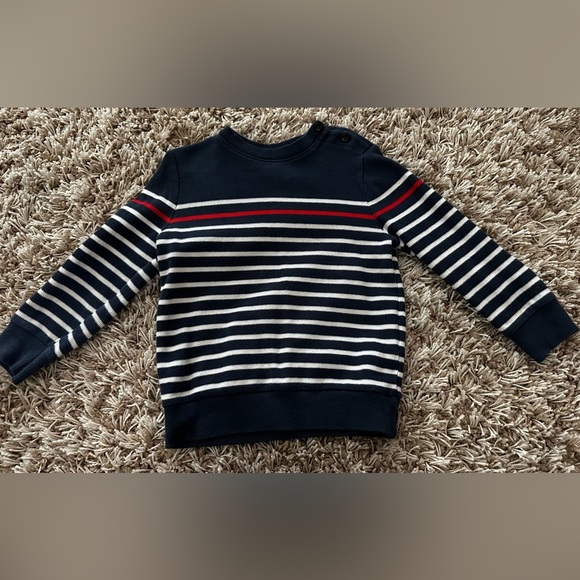 3 Old Navy 5T Sweaters - Picture 2 of 4
